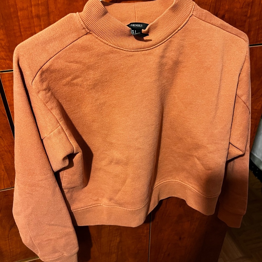 Peachy cropped sweater size small